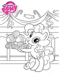 Η Pinkie Pie με τούρτα